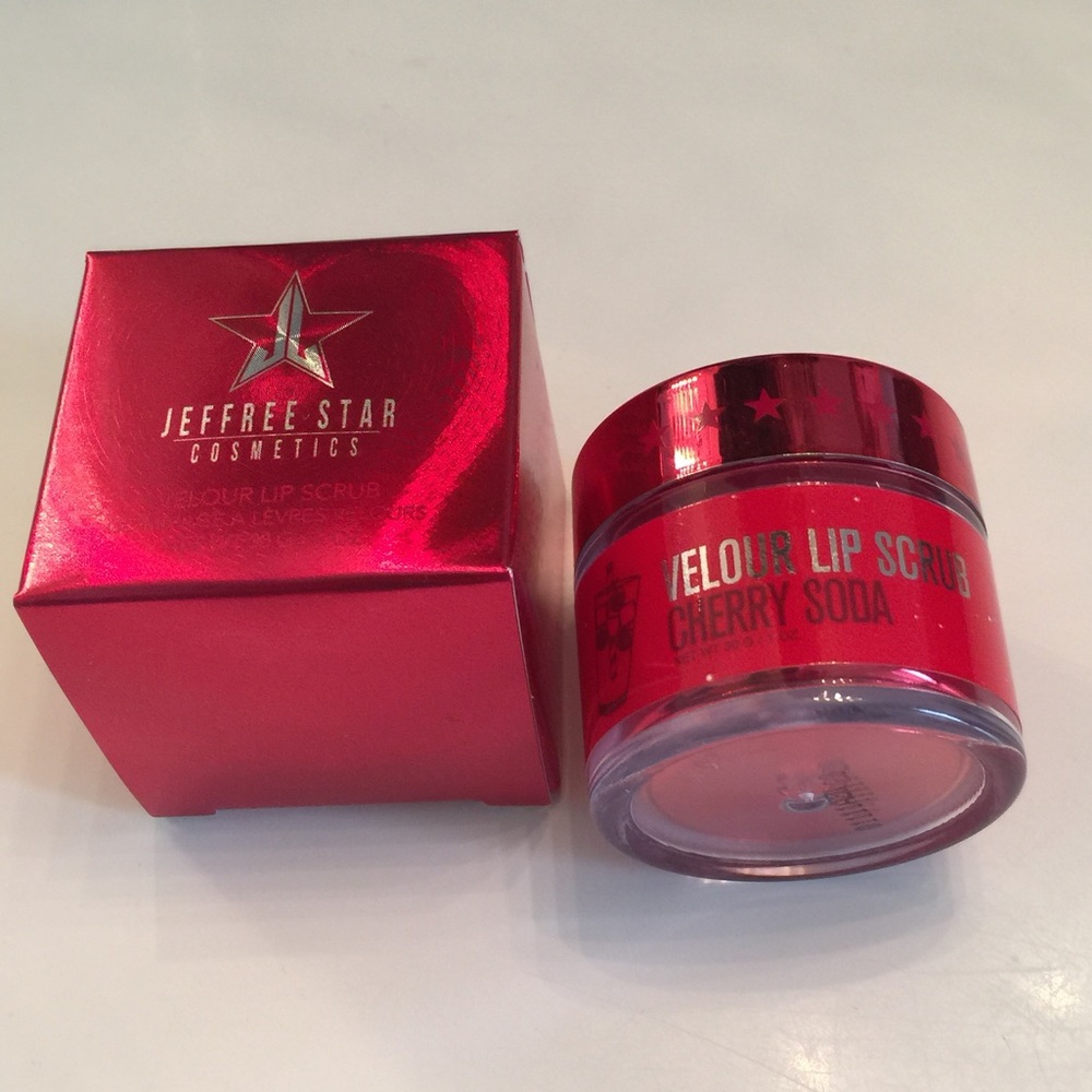 🍒 🥤CHERRY SODA🥤🍒 Lip Scrub by Jeffree Star! - Picture 4 of 5